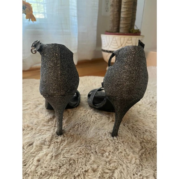 Guess GGreina Heel | Size 9 - Picture 4 of 4